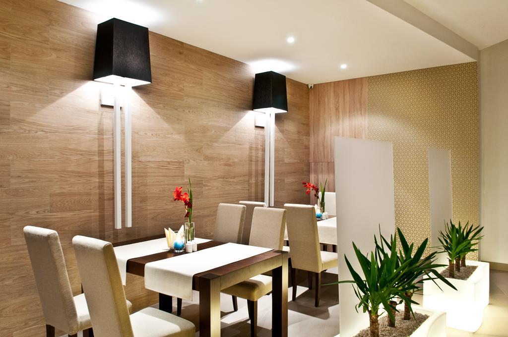 Hotel Piano Lublin Luaran gambar