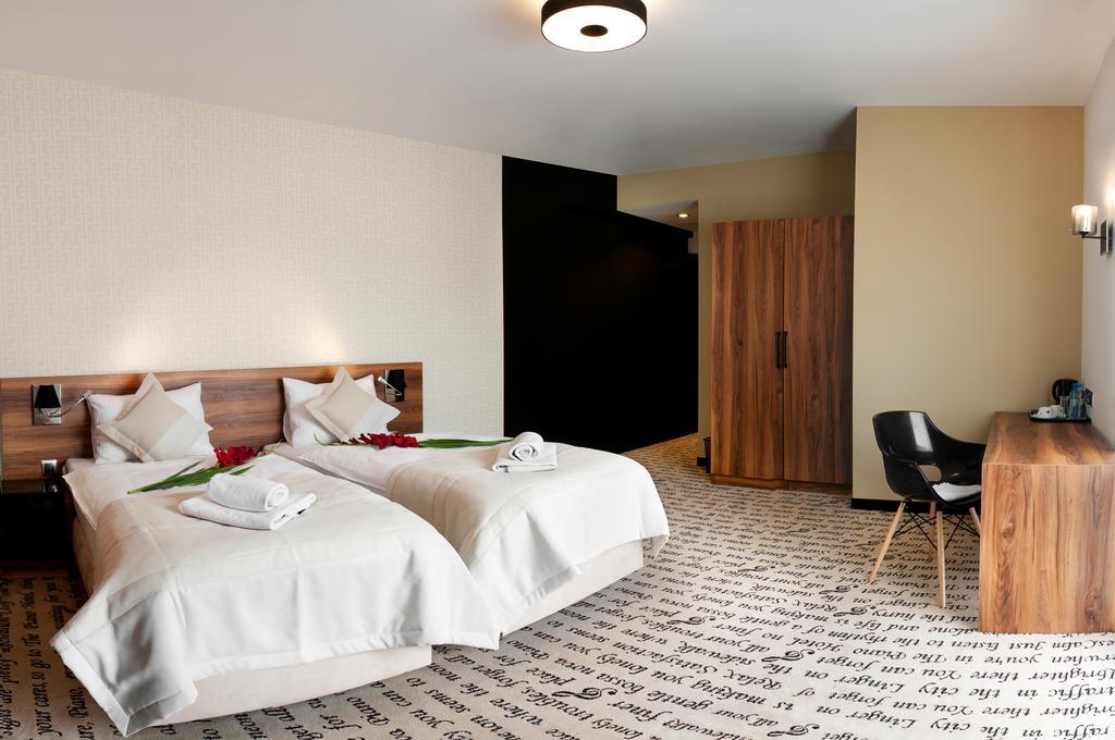 Hotel Piano Lublin Bilik gambar