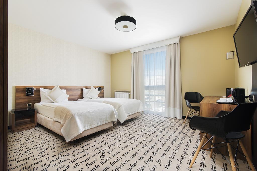 Hotel Piano Lublin Luaran gambar